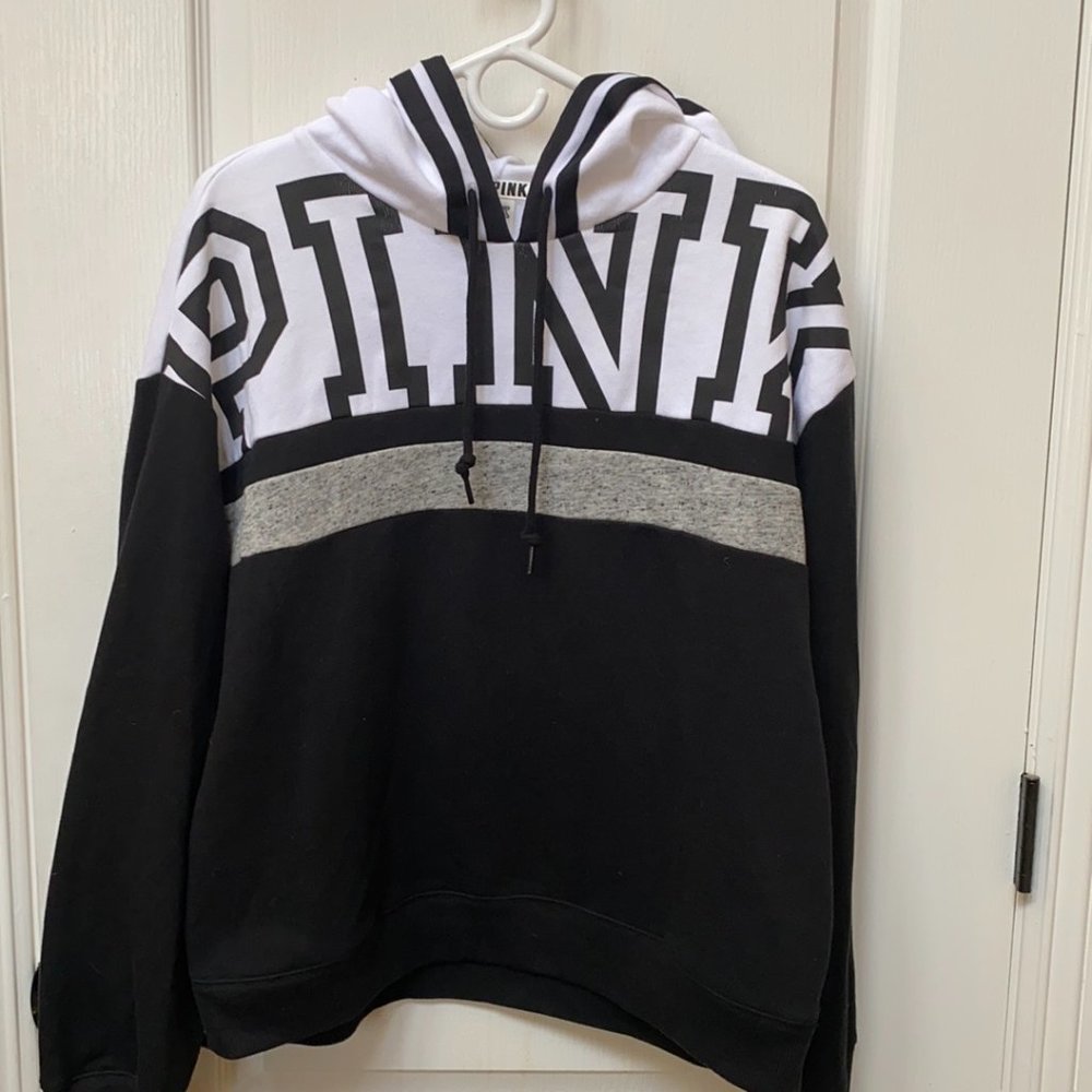 VS PINK SWEATSHIRT